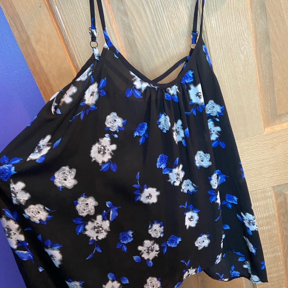 Torrid Very cute tank